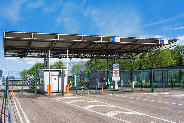 Persona ar Krievijas Federācijā reģistrētu transportlīdzekli turpmāk nevarēs iebraukt Latvijā